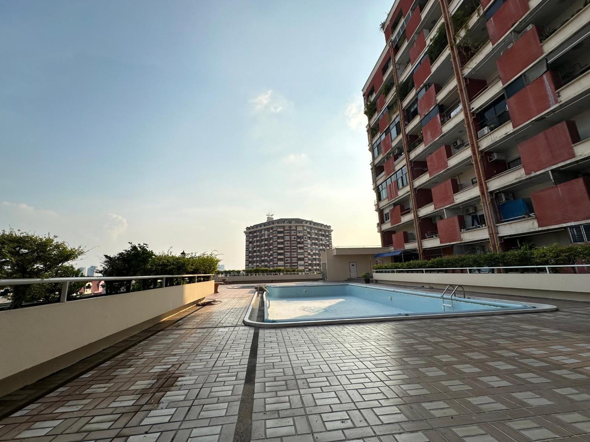 אפרטהוטל בנגקוק Country Complex Bangna מראה חיצוני תמונה